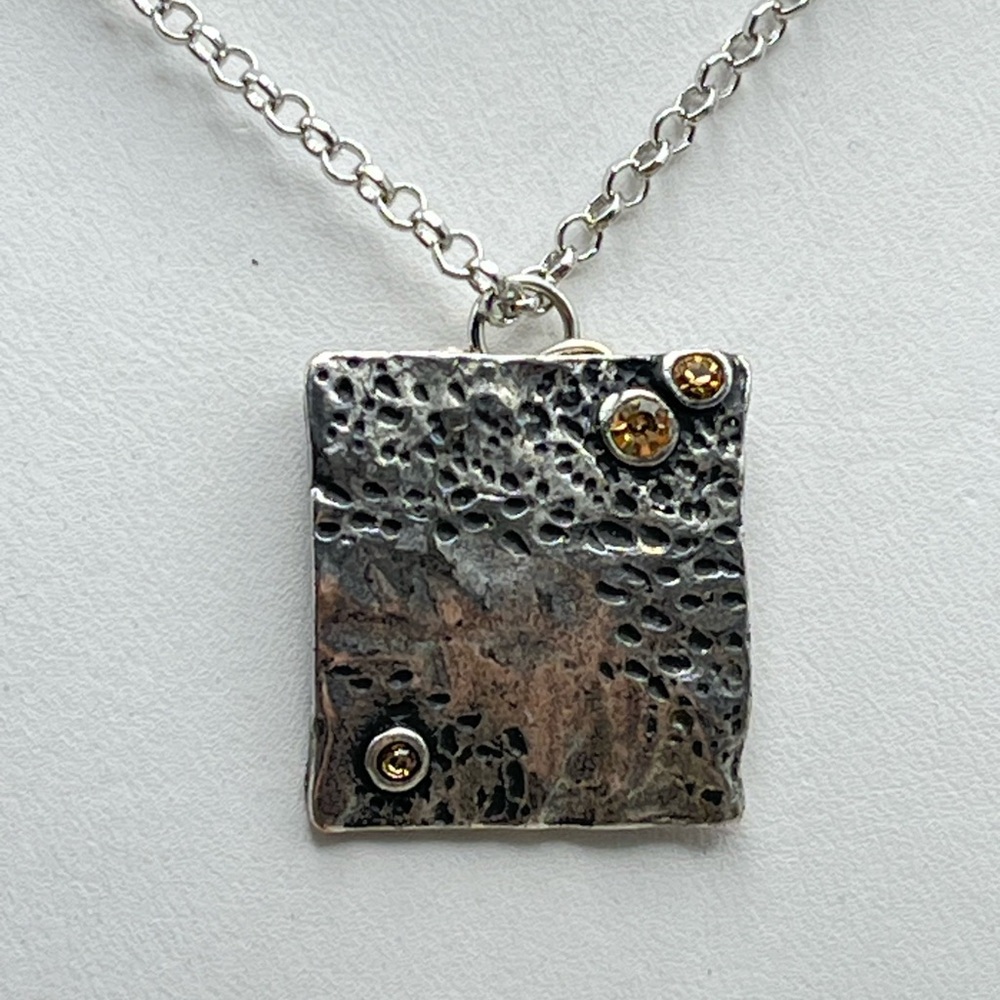 Handcrafted Textured Pendant Necklace with Amber Faceted Stones - Picture 1 of 3
